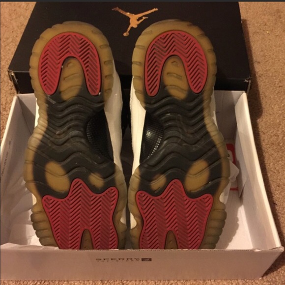 Jordan Tuxedo 11’s - Picture 2 of 3